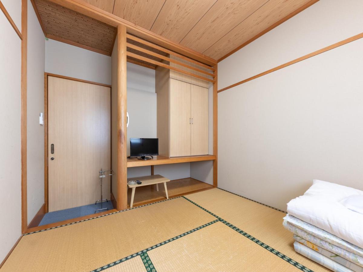 Отель Ryosou Minatosou Дзёэцу Экстерьер фото